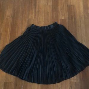 Express midi skirt